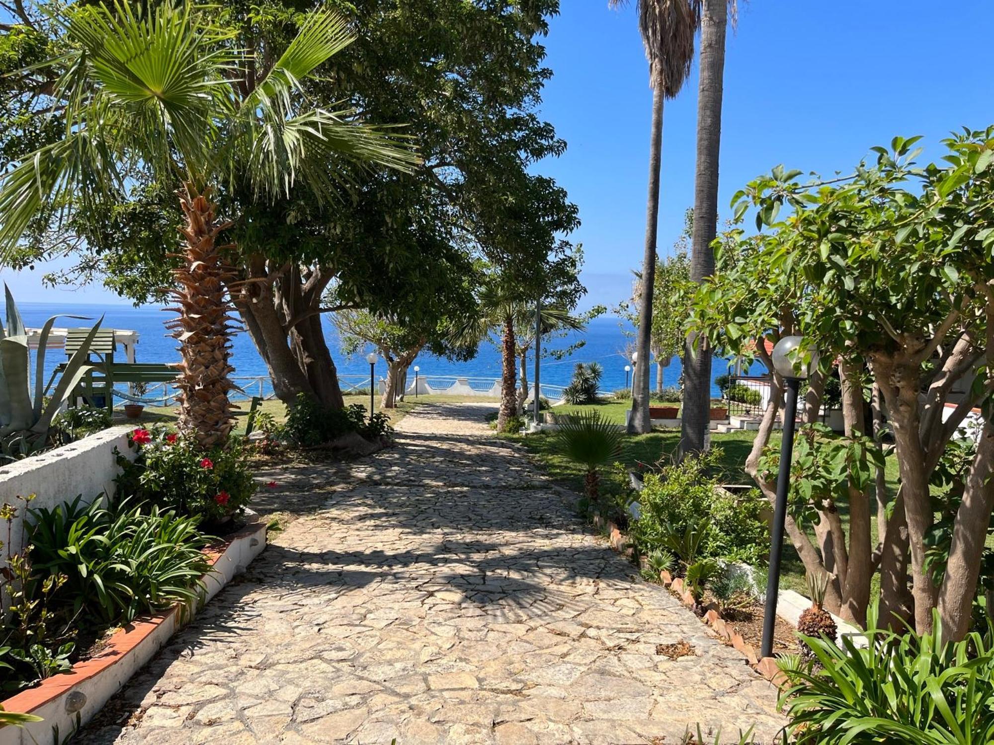 Residence Araba Fenice Tropea Exterior foto